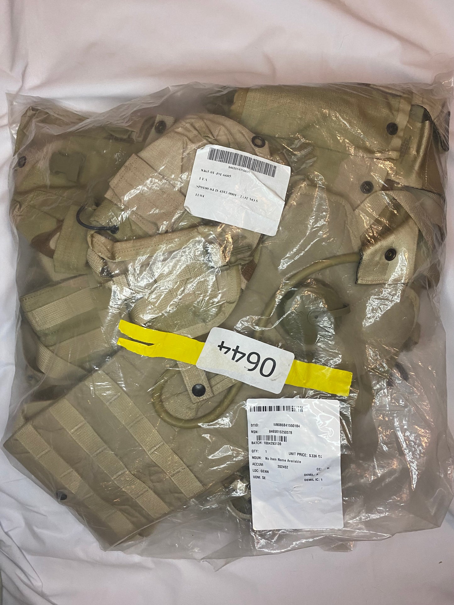 Rifleman Kit- Tri Color Desert Pattern-New Old Stock