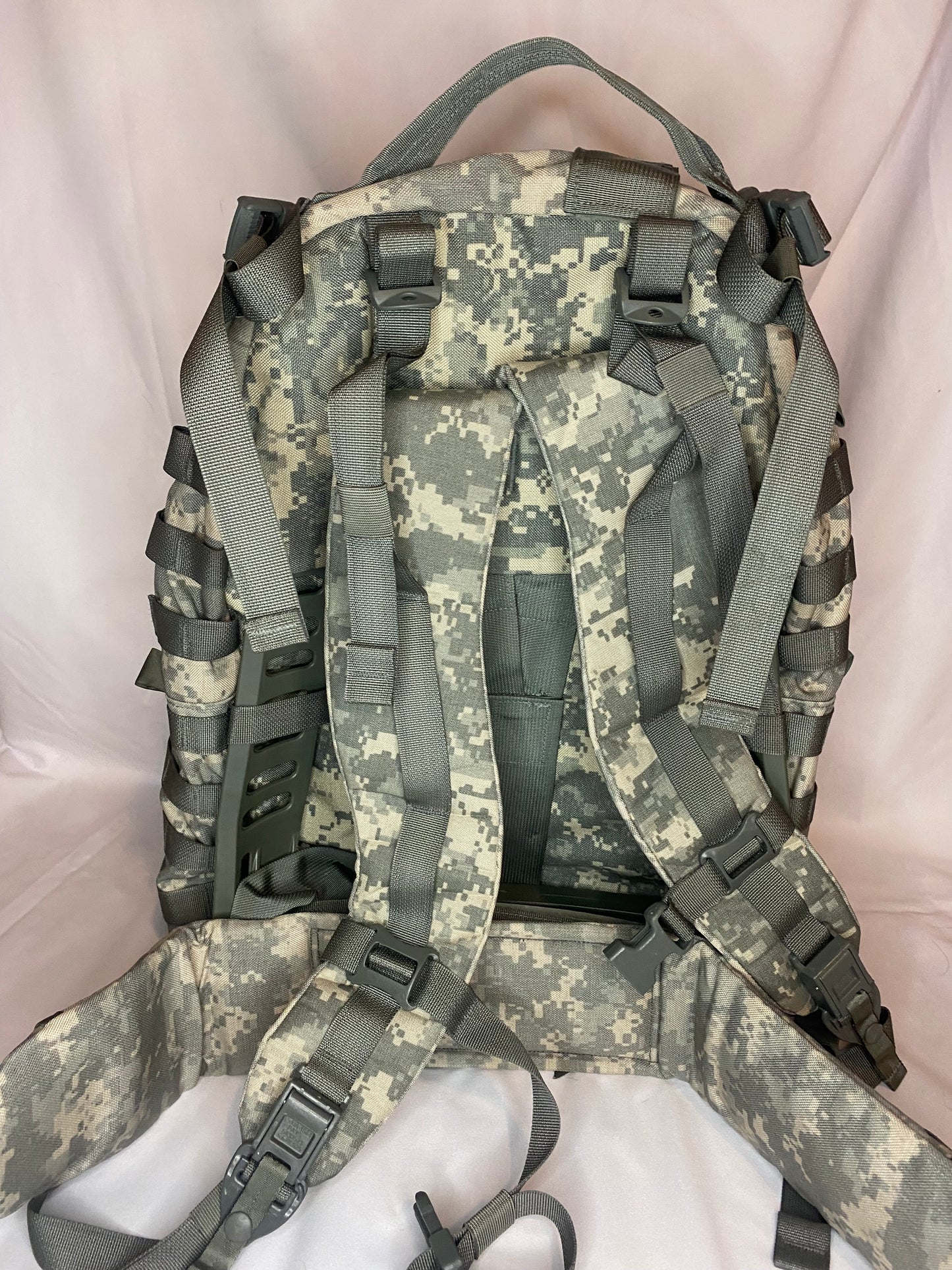 Medium Ruck Set (Complete)